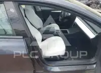 2021 Tesla Model 3 фото