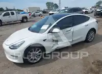 2021 Tesla Model 3 фото