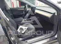 2021 Tesla Model 3 фото
