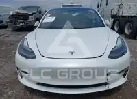 2021 Tesla Model 3 фото