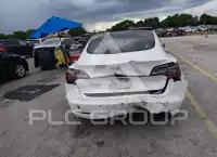 2021 Tesla Model 3 фото
