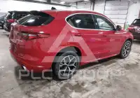 2021 Alfa Romeo Stelvio фото