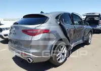 2021 Alfa Romeo Stelvio photo