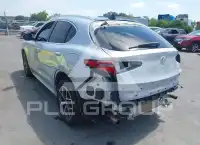 2021 Alfa Romeo Stelvio фото