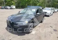 2021 Alfa Romeo Stelvio фото
