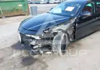 2021 Alfa Romeo Giulia фото