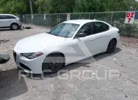 2021 Alfa Romeo Giulia фото