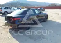 2021 Alfa Romeo Giulia фото