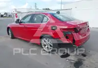 2021 Alfa Romeo Giulia photo