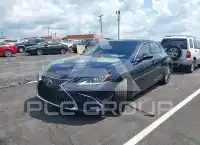 2021 Lexus ES250 photo