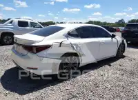 2021 Lexus ES350 photo