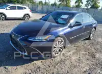 2021 Lexus ES350 photo