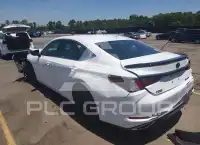 2021 Lexus ES350 photo