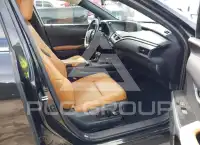 2021 Lexus UX200 фото