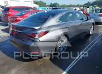 2021 Lexus ES300 photo