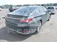2021 Lexus ES300 photo