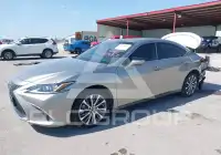 2021 Lexus ES300 photo