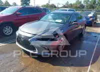 2021 Lexus ES300 photo