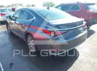 2021 Lexus ES300 photo