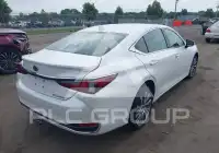 2021 Lexus ES300 photo