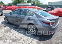 2021 Lexus ES300 фото