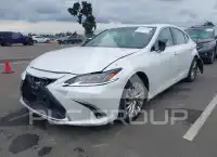 2021 Lexus ES300 фото