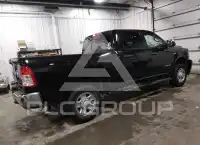 2021 RAM 2500 photo