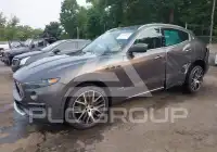 2021 Maserati LEVANTE фото