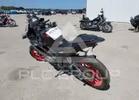 2021 Yamaha YZFR3 фото