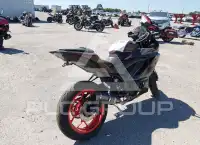 2021 Yamaha YZFR3 фото