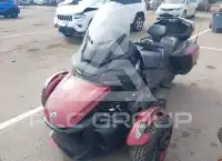2021 Can-AM SPYDER фото