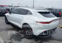 2021 Aston Martin DBX фото