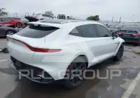 2021 Aston Martin DBX фото