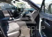 2021 Toyota RAV4 фото