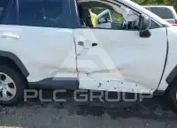 2021 Toyota RAV4 фото