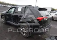 2021 Toyota RAV4 фото