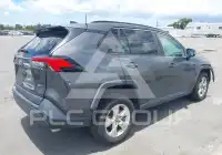 2021 Toyota RAV4 фото