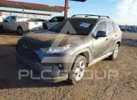 2021 Toyota RAV4 фото