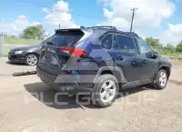2021 Toyota RAV4 фото
