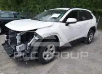 2021 Toyota RAV4 фото