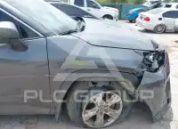 2021 Toyota RAV4 фото