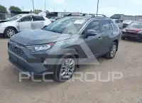 2021 Toyota RAV4 фото