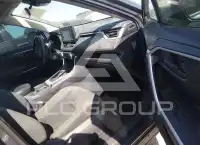 2021 Toyota RAV4 фото