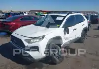 2021 Toyota RAV4 фото