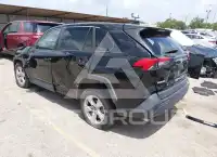2021 Toyota RAV4 фото