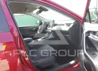 2021 Toyota RAV4 фото
