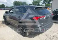 2021 Toyota RAV4 фото
