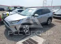 2021 Toyota RAV4 фото
