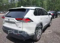 2021 Toyota RAV4 фото