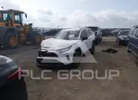 2021 Toyota RAV4 фото